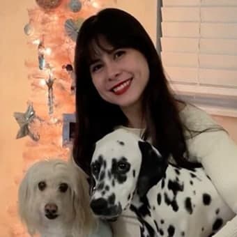 Dr. Andrea Medina-Vizcaino Dr. Andrea Medina-Vizcaino