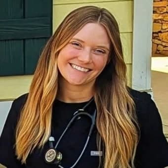 Dr. Kayleen Hammer Dr. Kayleen Hammer