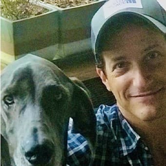 Dr. Scott Rosenbloom Dr. Scott Rosenbloom